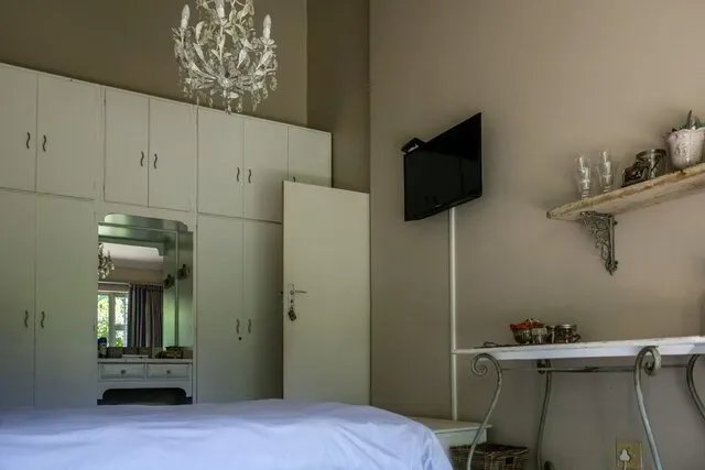 5 Bedroom Property for Sale in Caledon Western Cape